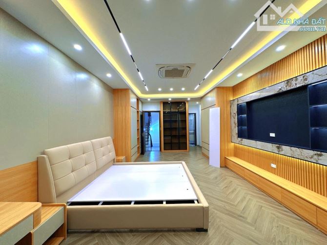 Hot! Bán Nhà Phùng Chí Kiên Cầu Giấy-Phân Lô-Ôtô Tránh-60M2-7Tầng Thang Máy-Mt 4.3m-31.5Tỷ