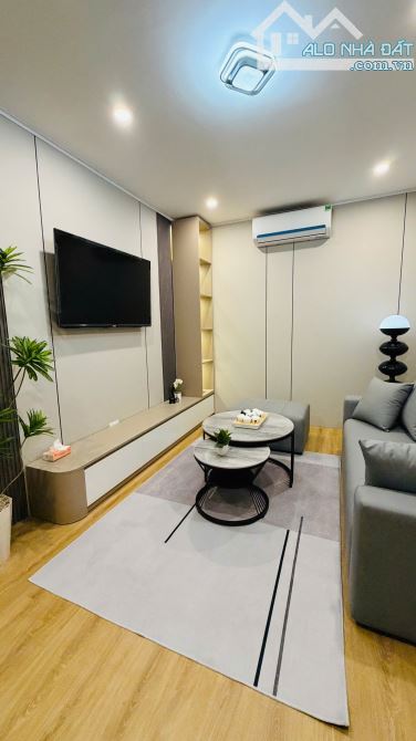 Bán tập thể Văn Chương - Đống Đa 27m x 4 tầng 3 ngủ 4.1 tỷ