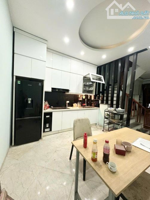 SIÊU PHẨM MẶT PHỐ CỔ HÀNG VẢI – HOÀN KIẾM – DIỆN TÍCH LỚN – KINH DOANH ĐỈNH 42 TỶ