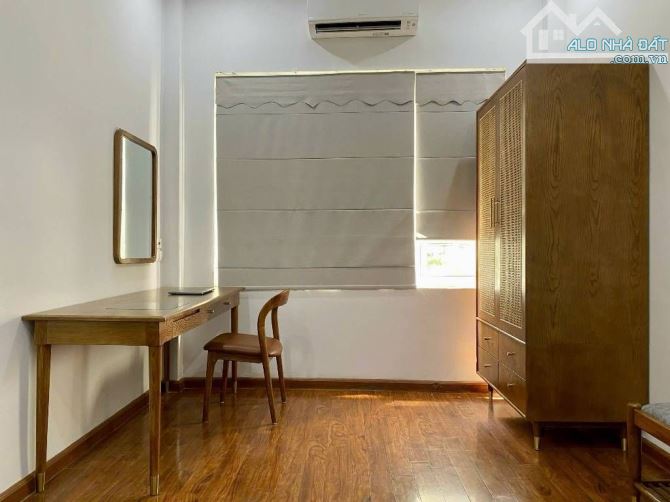 Nhà Xuân La - Tây Hồ - Ô Tô Vào Nhà - Quanh 11 Tỷ