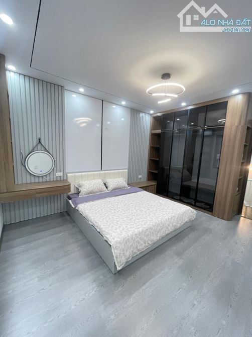 Nhà đẹp phố Trần Đại Nghĩa trung tâm Hai Bà Trưng 30/34 m x 5 tầng mặt tiền rộng, full đồ