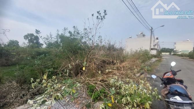 Bán đất nền 56m2 , đường 6m  , Phường Long Phước , Tp Thủ Đức , Giá chỉ 2 Tỷ 350