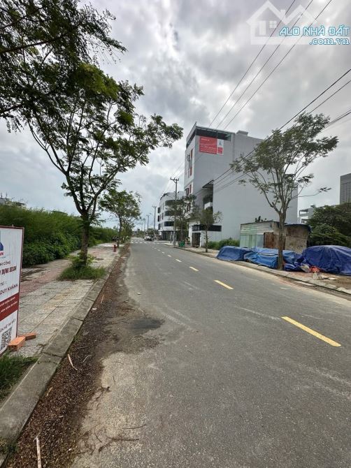 Bán lô đất sạch - đẹp Cồn Dầu 15