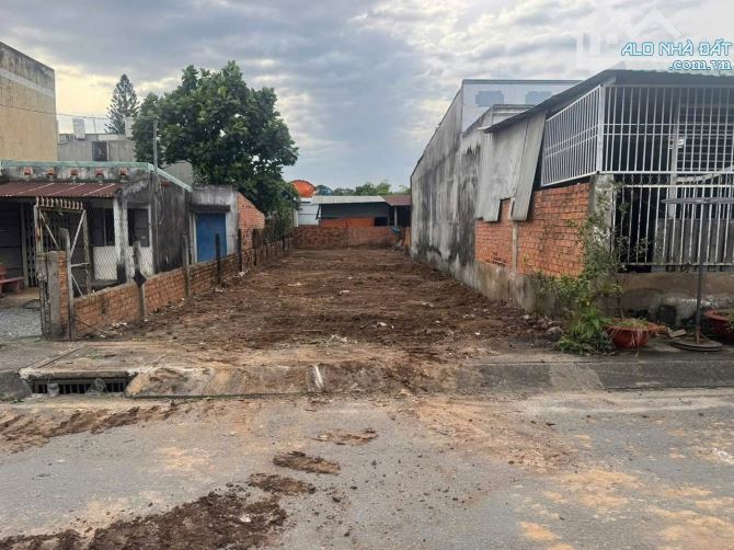 ĐẤT MẶT TIỀN NHỰA PHÙNG THỊ CHUYỆN – THỚI TAM THÔN, HÓC MÔN - 2