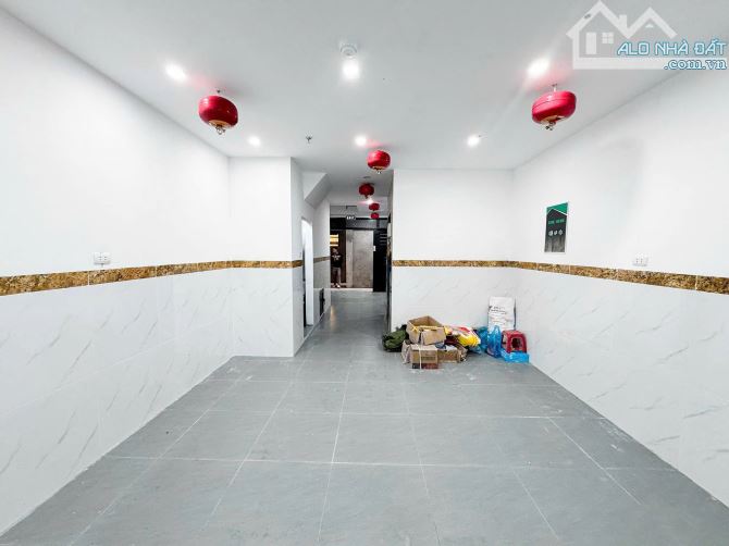 Bán Toà CCMN Ngã Tư Sở- 56m2x6T-Xây Mới- 14 Phòng- 70 Triệu/Tháng