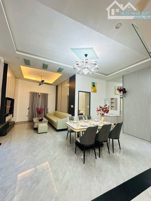 🔥 Nhà 3 tầng 2 mặt kiệt K698/.. Trần Cao Vân Thanh Khê , gần Nguyễn Tất Thành