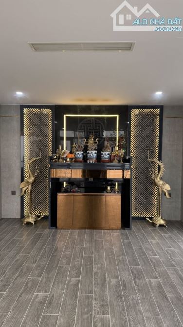 BIỆT THỰ TRÊN KHÔNG. PENTHOUSE - DUPLEX UDIC WESTLAKE TÂY HỒ. DIỆN TÍCH 296M2. GIÁ 31 TỶ