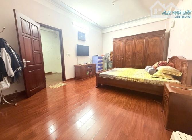 Nút giao Lạc Trung-Dân xây,nội thất tặng đón Tết-53m-10 tỷ 9