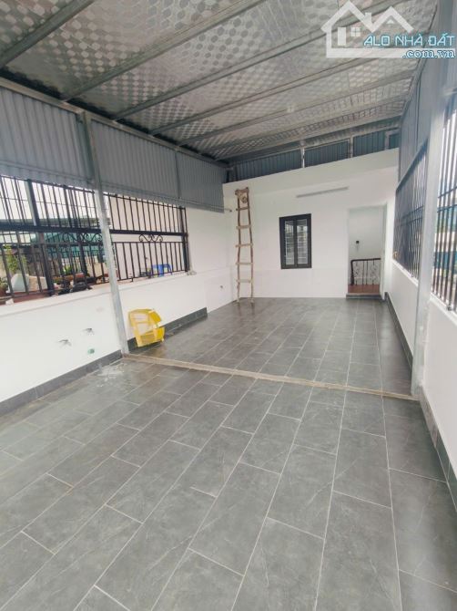 6 tầng thang máy mới Ngõ 299 Hoàng Mai oto tránh đỗ bàn cờ 50m2 full nội thất. Giá 19.9 tỷ