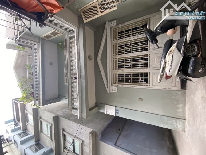 Bán nhà p Tây Sơn - Đống Đa - Dt57m Nhà 4 Tầng, dân xây - G10.8 tỷ