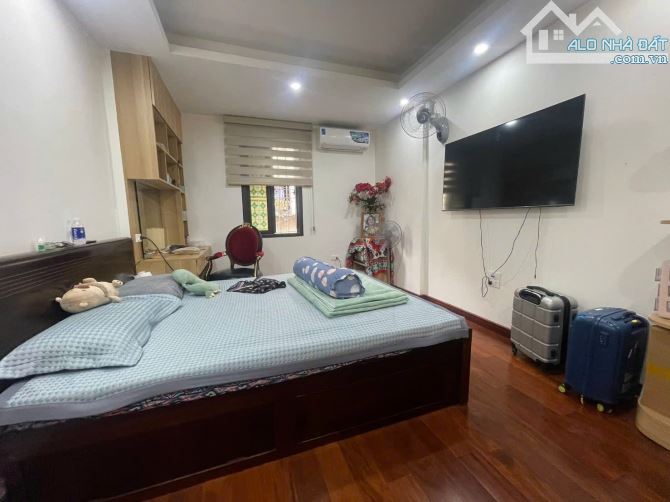 NHÀ PHỐ VỌNG ĐỨC – SÁT HỒ GƯƠM – Ở NGAY – CỰC HIẾM