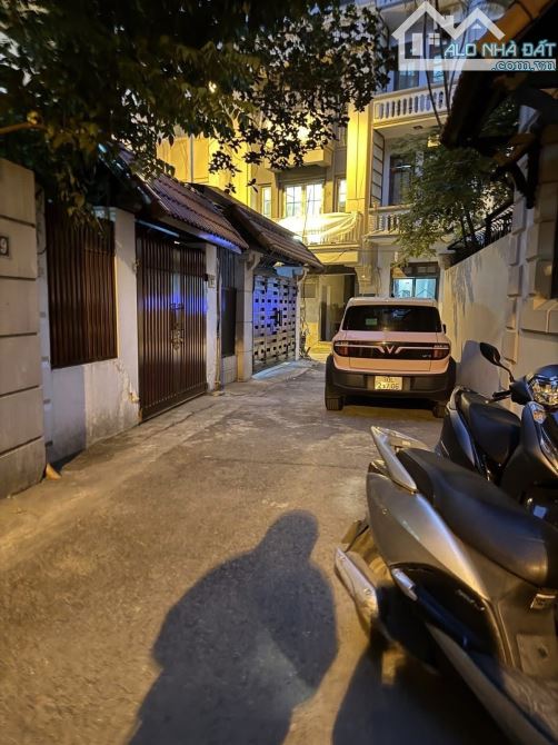 Cạnh Lạc Trung-full đồ,hai thoáng ở sướng-53m-10 tỷ 909