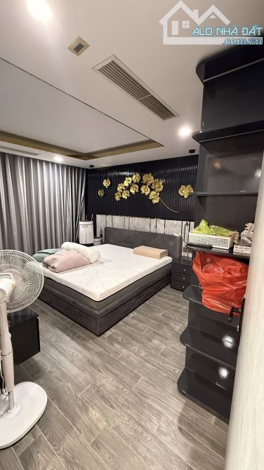 BIỆT THỰ TRÊN KHÔNG. PENTHOUSE - DUPLEX UDIC WESTLAKE TÂY HỒ. DIỆN TÍCH 296M2. GIÁ 31 TỶ