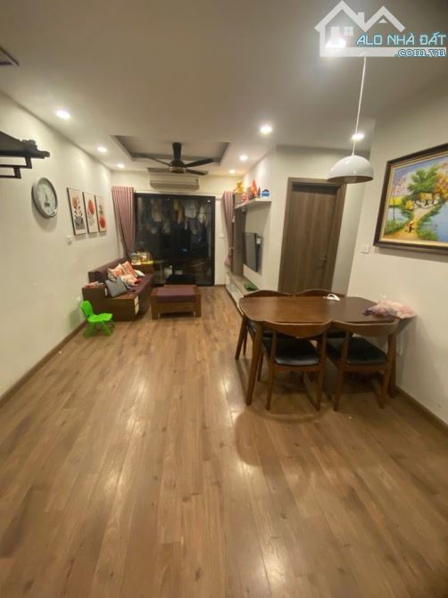 Bán Gấp Căn CC 2 Ngủ 2 WC Toà HUD3 Nguyễn Đức Cảnh chỉ 6.38 Tỷ