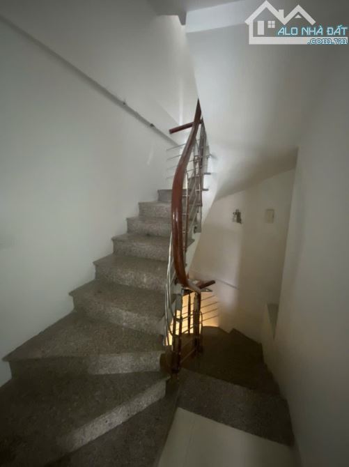 Ô TÔ TRÁNH - KINH DOANH - MINH KHAI - NHÀ 5 TẦNG - MT 4,1M - NHỈNH 10 TỶ