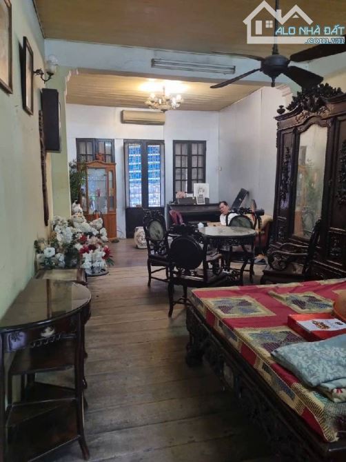 MẶT PHỐ CỔ -KINH DOANH ĐA NGÀNH NGHỀ-DIỆN TÍCH 200 MÉT -GIÁ 139 TỶ-HOÀN KIẾM- HÀ NỘI  👉 - 3