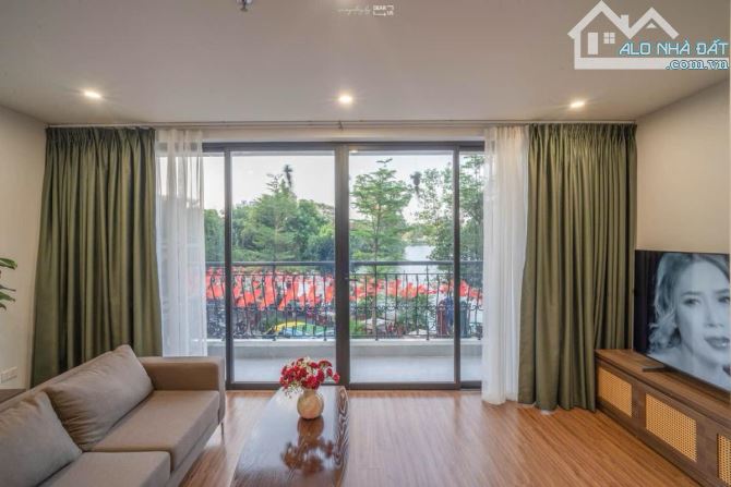 Toà CHDV Vũ Miên, view Hồ Tây, 128m² x 8T thang máy, lô góc 2 thoáng, dòng tiền 150tr/ th