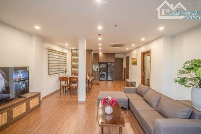 TOÀ APARTMENT MẶT PHỐ TỪ HOA, VIEW HỒ. LÔ GÓC. DIỆN TÍCH 130M2, 8 TẦNG, MT 6M. GIÁ 99 TỶ