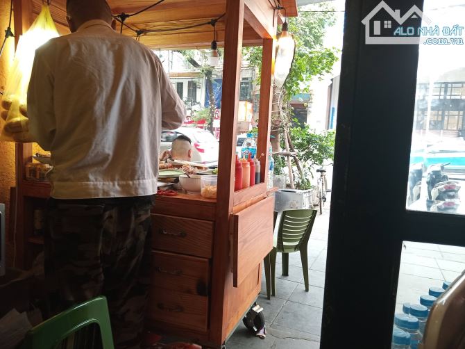 Bán nhà Mặt Phố Bà Triệu, Hoàn Kiếm, 584m2 x MT 20m, Giá 520 Tỷ - 150m ra Hồ Hoàn Kiếm