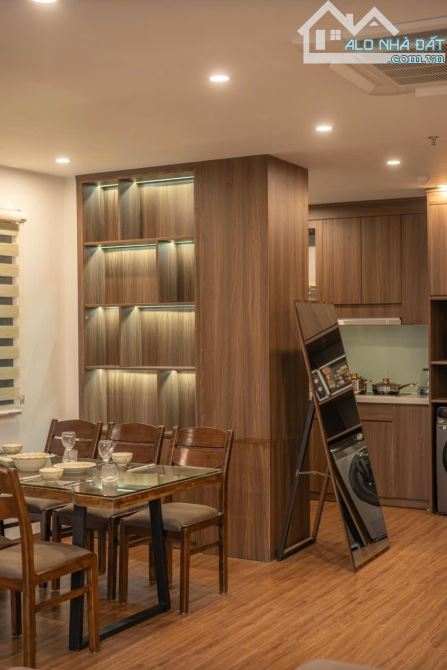 TOÀ APARTMENT MẶT PHỐ TỪ HOA, VIEW HỒ. LÔ GÓC. DIỆN TÍCH 130M2, 8 TẦNG, MT 6M. GIÁ 99 TỶ