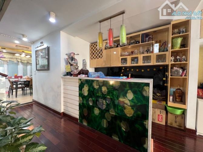 Mặt Phố VŨ MIÊN-View HỒ TÂY Cực Đỉnh-Kinh Doanh Đỉnh Cao-57mx4 tầng.