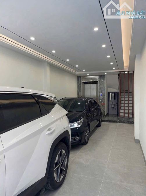 PHÂN LÔ TRẦN QUÝ KIÊN CẦU GIẤY, OTO TRÁNH VỈA HÈ KINH DOANH, 38m2, 6 Tầng TM, 17.5 Tỷ