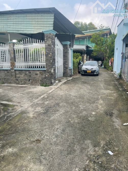 Bán lô đất 109m2 có 50m2 thổ cư đường Phan Đăng Lưu sổ riêng đường xe hơi - 2
