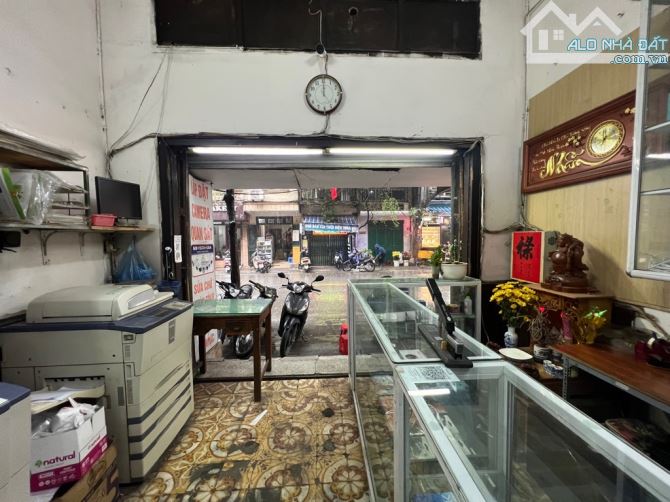 MẶT PHỐ TÂY SƠN, VỈ HÈ RỘNG, KINH DOANH TỐT 30m2 x 5 Tầng, Mặt Tiền 6m, Giá 15 tỷ