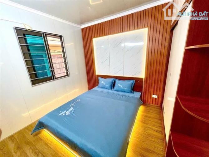 TẬP THỂ 4NGỦ 2WC 4Tỷ THANH XUÂN NGÃ TƯ SỞ CĂN GÓC THOÁNG SÁNG NỘI THẤT ĐẸP XÁCH VALI Ở