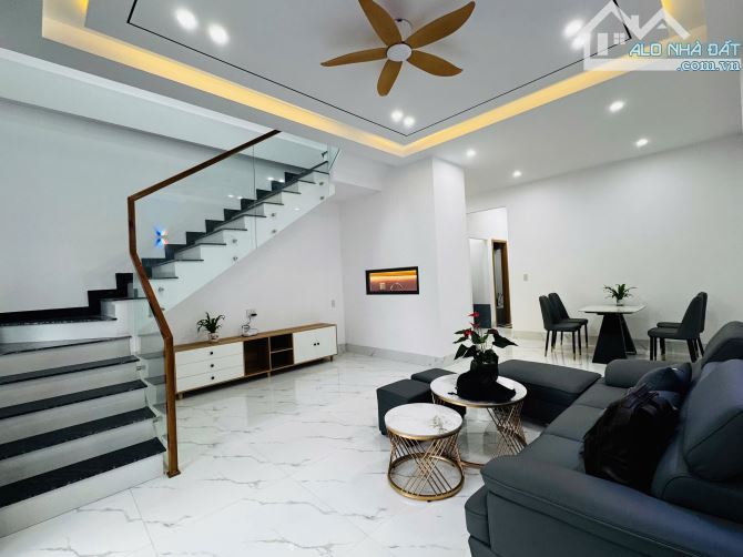 BÁN NHÀ 2 TẦNG – KIỆT 24 VŨ NGỌC PHAN, THUỶ XUÂN - HUẾ GIÁ rẻ - 9