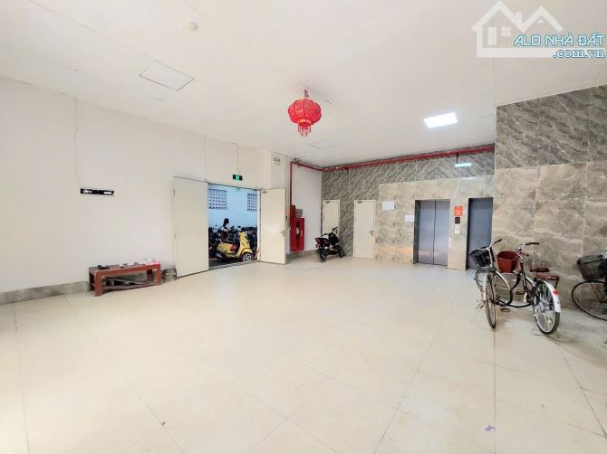 BÁN CĂN HỘ CC TÒA A3 ĐỀN LỪ 2 - 65M2, 2PN, LÔ GÓC, VIEW HỒ, PHÍ DV RẺ, TIỆN ÍCH ĐẦY ĐỦ