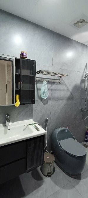 HIẾM-15 tỷ trung tâm Cầu Giấy-7 tầng thang máy-40m2 mặt tiền gần 5m-Nội thất cao cấp