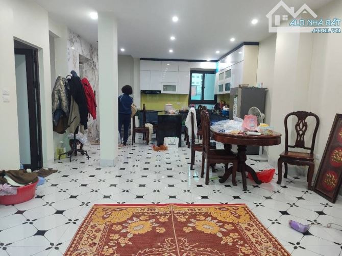 HOT - Minh Khai, Hai Bà Trưng - Hai thoáng - Thang máy - Dòng tiền - 78m2 - chào 15 tỷ