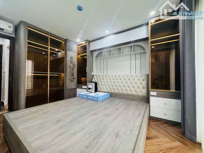 Bán nhà đẹp Hoàng Liệt, Hoàng Mai - 6 tầng thang máy - 31m2 - chào 9 tỷ 9 có thương lượng