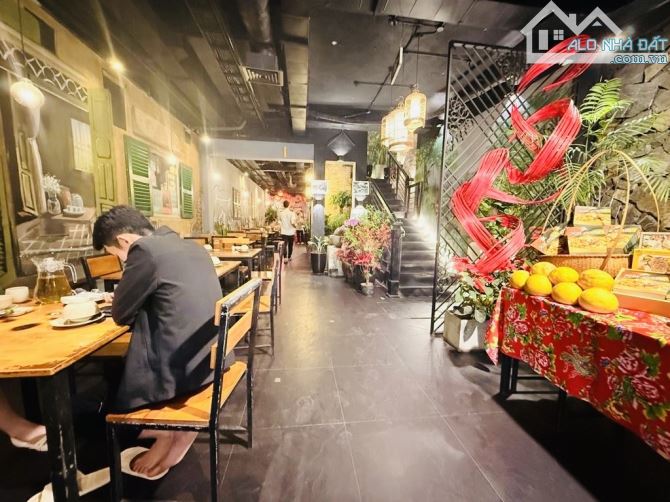 BÁN NHÀ MẶT PHỐ HAI BÀ TRƯNG-DIỆN TÍCH TO- MẶT TIỀN KHỦNG- 267m2-7 tầng-mt 11.7m2-373 tỷ