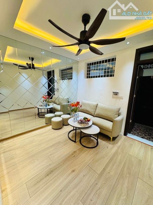 CĂN HỘ THANH XUÂN NGUYỄN TRÃI KIẾN TRÚC AN NINH ĐHSP NGHỆ THUẬT TW 2PN NỘI THẤT ĐẸP Ở NGAY