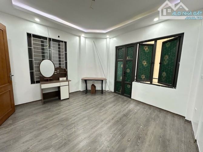 THỤY KHUÊ NHÀ ĐẸP DÂN XÂY .LÔ GÓC 3 THOÁNG -7 NGỦ - CÔNG NĂNG ĐẦY ĐỦ DT 43/45M2 X 6 TẦN