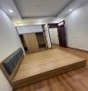 CHO THUÊ NHÀ PHỐ PHÚC ĐỒNG LONG BIÊN 10 TRIỆU/1T 33m 5 TẦNG 3 NGỦ, ĐỦ NỘI THẤT