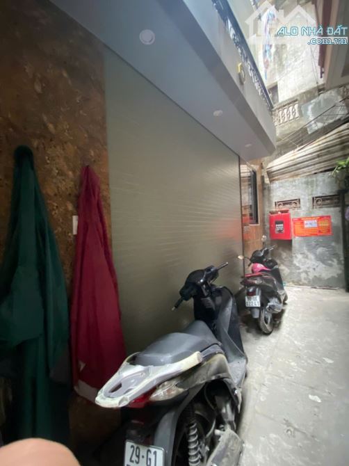 Nhà Khu Vực Minh Khai ,Hai Bà Trưng 34m2,Thang Máy,5 Tầng,3PN, 20m ra phố Giá Hợp Lý 8x Tỷ