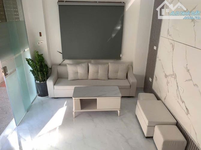 CC BÁN NHÀ BÙI XƯƠNG TRẠCH THANH XUÂN 32M 5 TẦNG . 1 NHÀ RA Ô TÔ TRÁNH 8,85 TỶ THƯƠNG LƯỢN