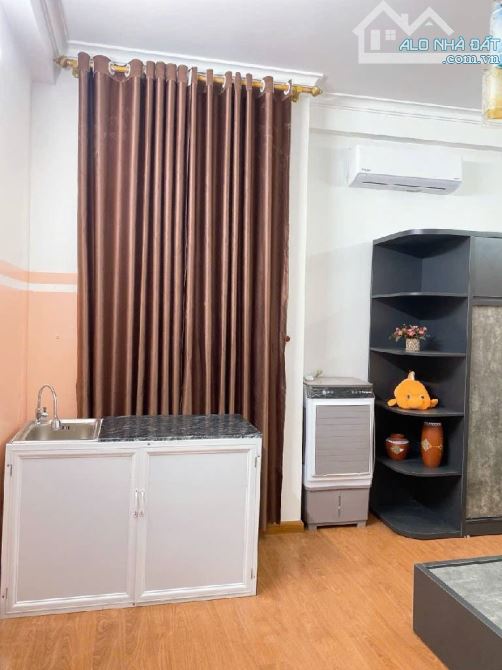 Nhà đẹp Vũ Tông Phan – Ô tô đỗ cửa – Nhiều phòng – Để ở đẹp, dễ kinh doanh hoặc cho thuê