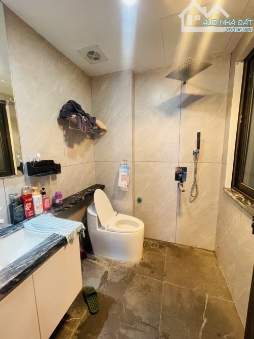 PHÚC TÂN 80 M. NHỈNH 12 TỶ . 20M RA MẶT PHỐ . SẴN NHÀ 3