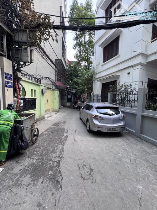 TOÀ NHÀ 8 TẦNG, THANG MÁY, GARA ÔTÔ. LÔ GÓC, NGÕ THÔNG. DT 160M2, MT 8.9M. GIÁ 48 TỶ