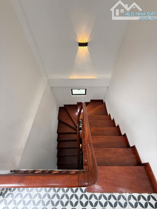 Võ Thị Sáu - HBT, chỉ 11,5tỷ/50m2 ,10m ra ôtô , 40m ra phố, 6ngủ, giá tốt nhất thị trường