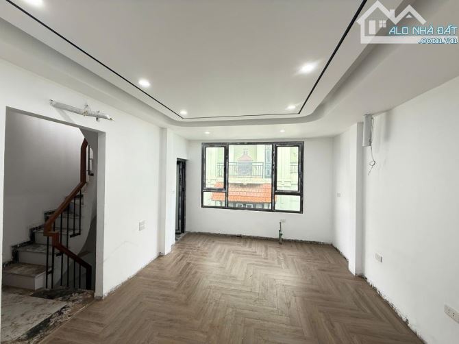 NGỤY NHƯ KOM TUM - THANH XUÂN. Dt 35m² * 6 tầng * mặt tiền 5.5m. Giá chào 17.9 tỷ