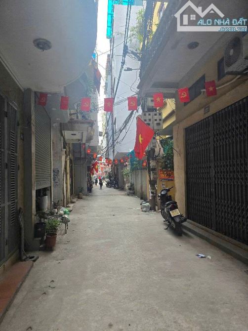 BÁN NHÀ 1 TẦNG PHỐ TÂN ẤP DIỆN TÍCH 73M2 MẶT TIỀN 6.8M