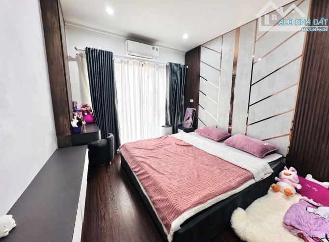 5m oto đỗ,an sinh tốt-Kế Nguyễn An Ninh-40m2-8 tỷ 2