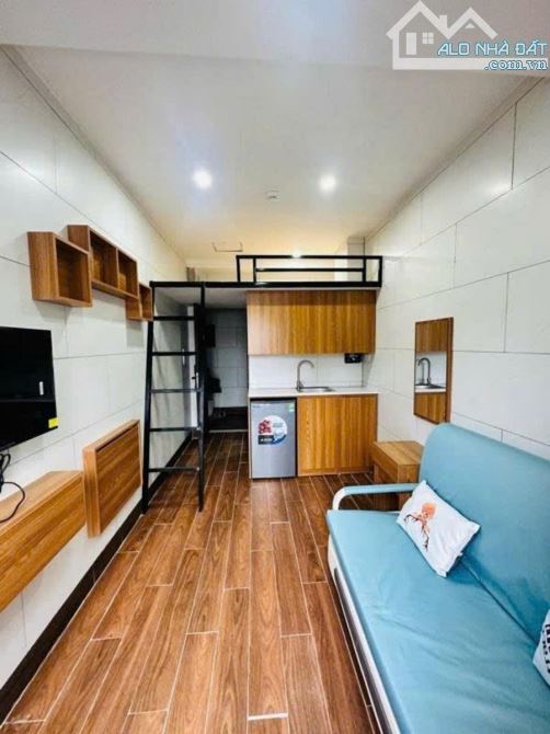 BÁN TÒA CHDV TRUNG TÂM CẦU GIẤY 100M2 - 7 TẦNG THANG MÁY - MẶT TIỀN 10M - DÒNG TIỀN 2 TỶ/ - 2