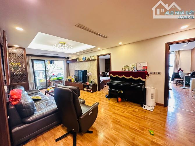 BÁN CĂN CC CAO CẤP 130M ,3PN TÂN HOÀNG MINH , HOÀNG CẦU CÓ LÔT ĐỖ OTO GIÁ CHÀO 18 TY