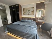 Bán nhà phố Lương Đình Của - vị trí đắc địa - cực hiếm - ô tô tránh - vỉa hè - kinh doanh